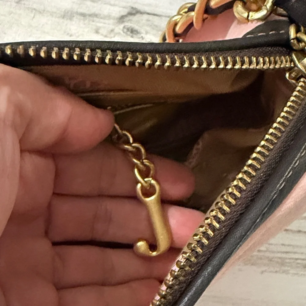 Vintage Juicy Couture Pink Suede Barrel Shoulder bag Y2K